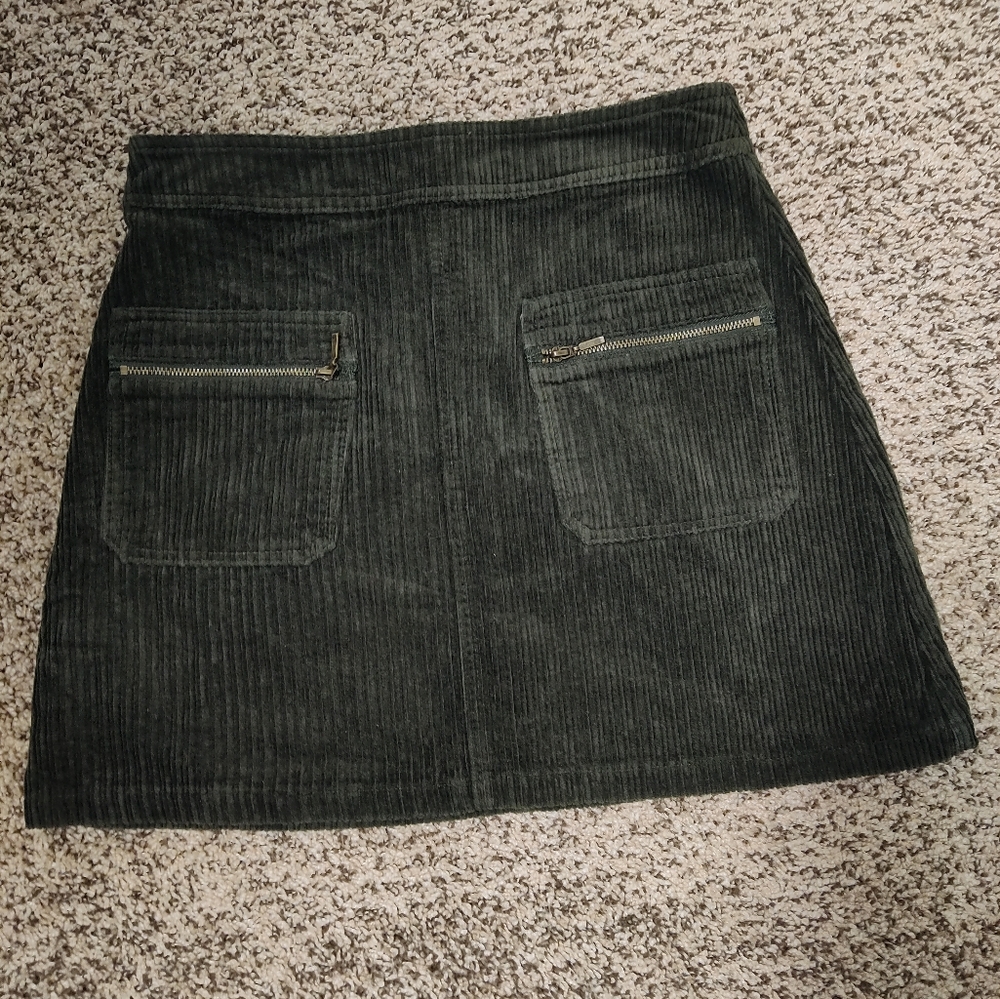Mi Ami Corduroy Green Skirt with pockets